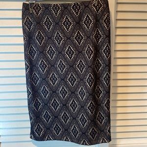 Renee C Elvira Lace pencil skirt - Black and Tan M